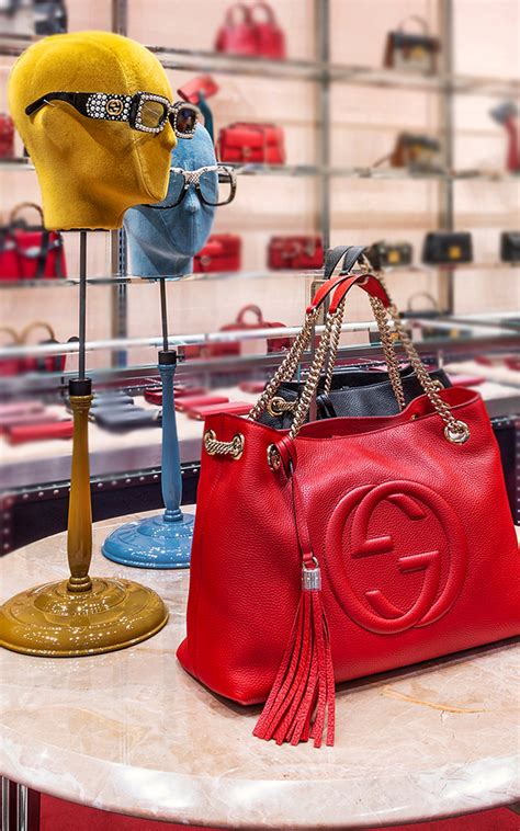 gucci outlet uk review|gucci bicester village outlet online.